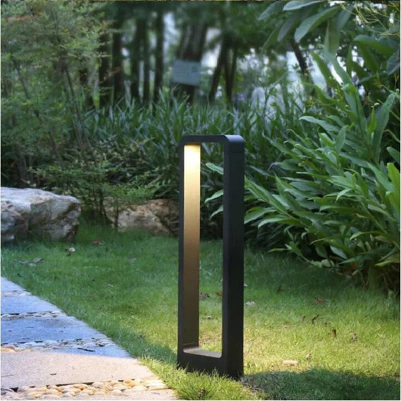 Elegant Waterproof 15W LED Outdoor Floor Lamp – Durable Aluminum and Stainless Steel for Gardens and Pathways 3